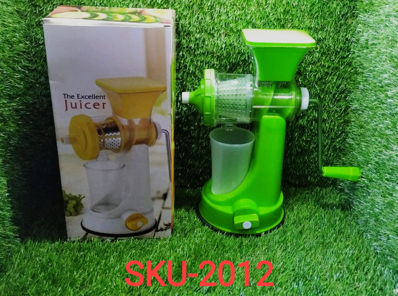 Compact multi-color manual juicer for extracting fresh juice from various fruits.